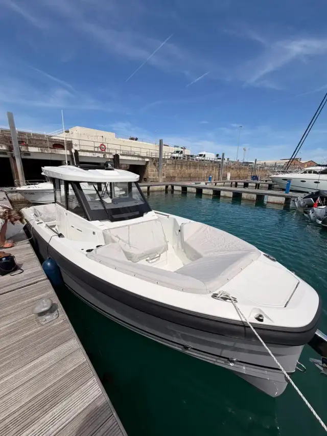 Wellcraft 28 Explorer