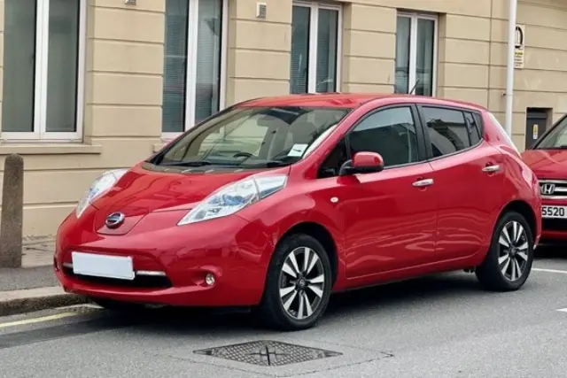 Nissan Leaf Tekna Electric Automatic