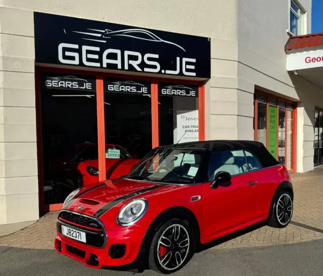 Mini Cooper JCW Convertible