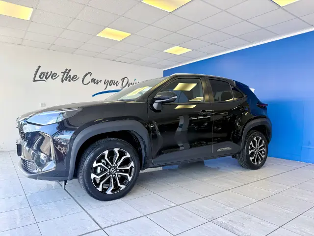 Toyota Yaris CROSS 1.5 VVti Hybrid Design e CVT