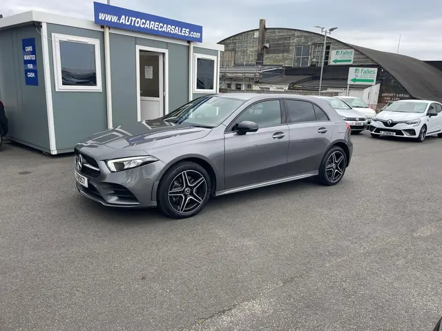 Mercedes-Benz A250e 1.3 AMG-Line Executive 7G Dct Plug-in Hybrid 5DR Hatchback Full Main Dealer Service Our Price £23995