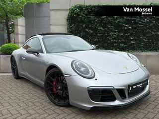 Porsche 911 Gts 2dr