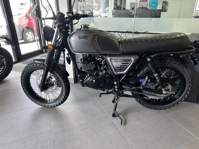 Blueroc Legend 125