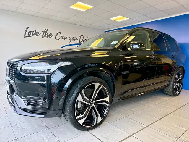 Volvo XC90 T8 (455ps) Ultimate Dark 7 Seat PHEV AWD