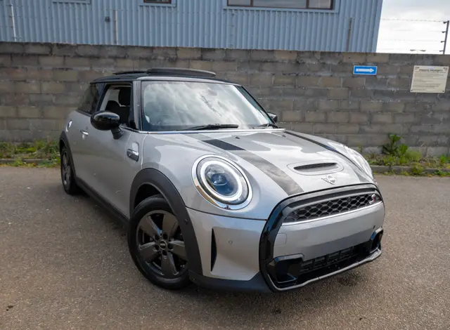 Mini Cooper 3D 2.0 Classic Premium