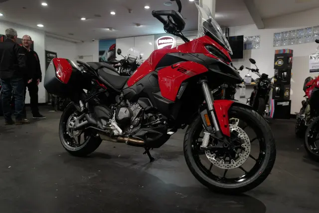 Ducati Multistrada V2 S