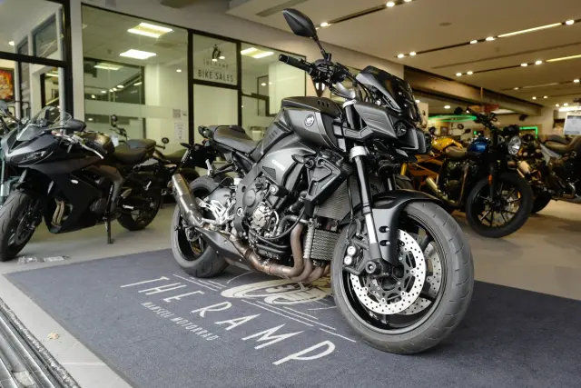 2026 Yamaha MT-10 B67E