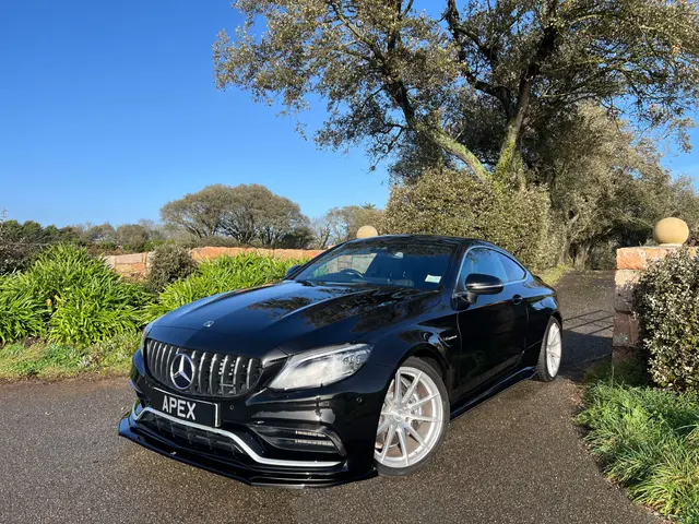 Mercedes-Benz C63 AMG
