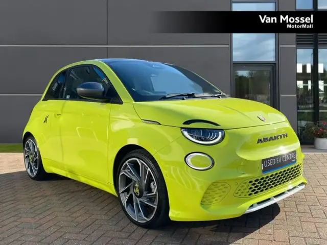 2023 FIAT 500 Electric Cabrio