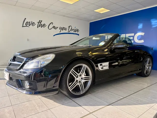 Mercedes-Benz SL63 AMG