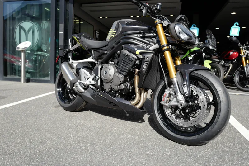 2025 Triumph Speed Triple 1200 RS