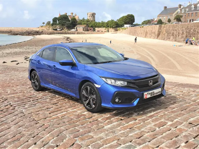 Honda Civic 1.0 i-VTEC SR