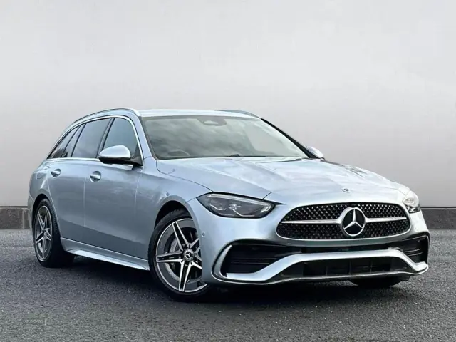 Mercedes-Benz C200 AMG Line