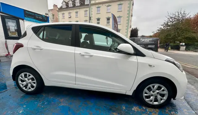 2017 Hyundai i10 SE