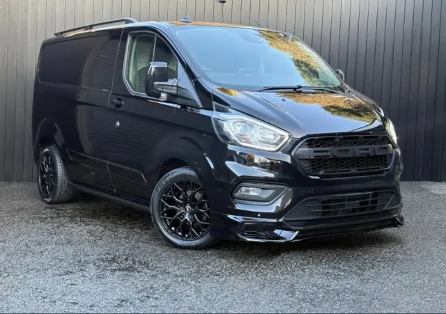 2023 Ford Transit Custom