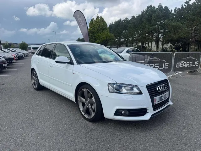 Audi A3 2.0 TDI S-line Black Edition