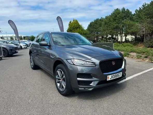 Jaguar F-Pace Portfolio AWD