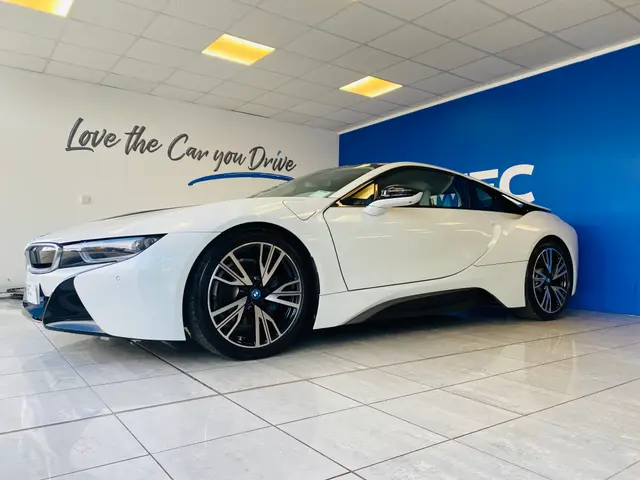 BMW i8 1.5 T Hybrid 2dr Coupe