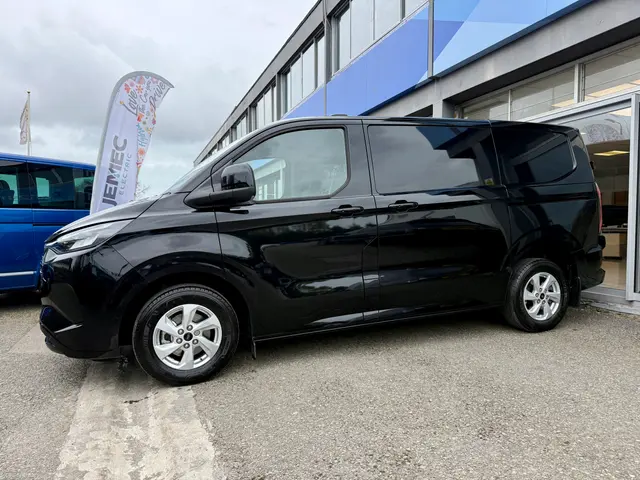 Ford New E Transit Custom 100kW Limited 65kWhL1 H1