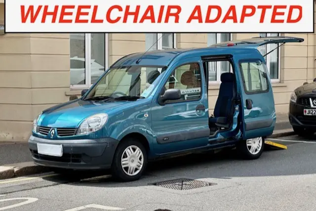 Wheelchair Access Renault Kangoo