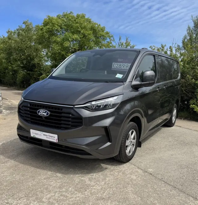 2024 Ford Transit Custom