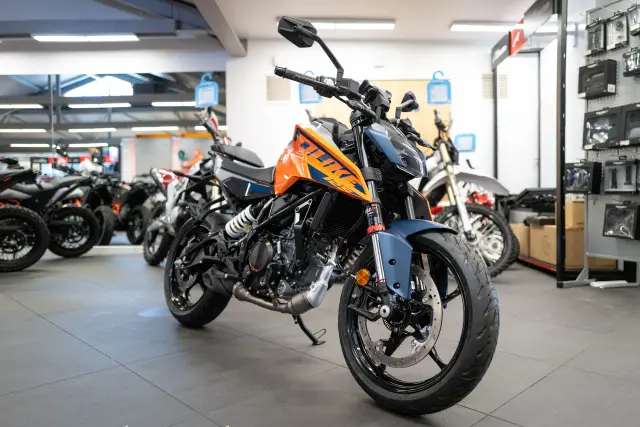 2024 KTM 125 Duke