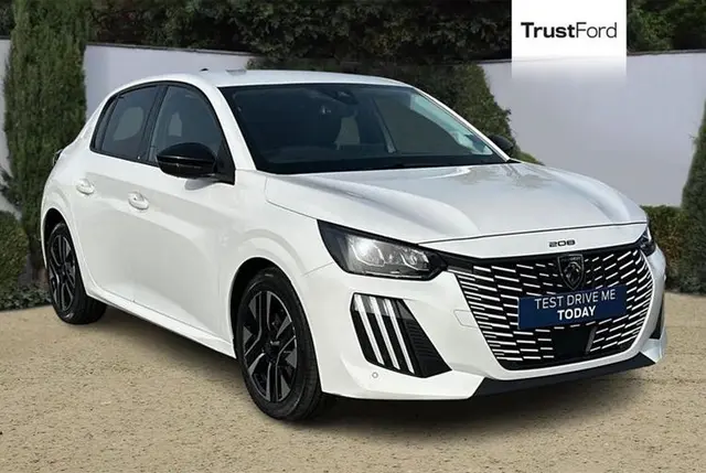 Peugeot 208 1.2 Puretech 100 Allure 5DR