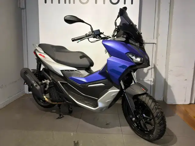 Aprilia SRGT125