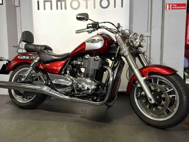 Triumph Thunderbird 1700 Commander