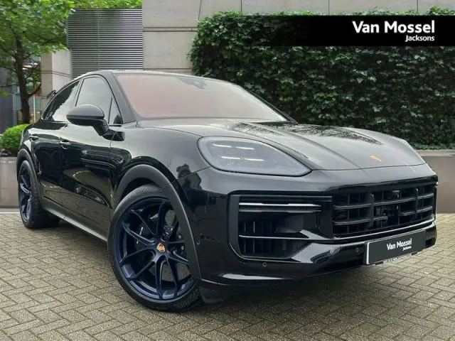 2025 Porsche Cayenne Coupe