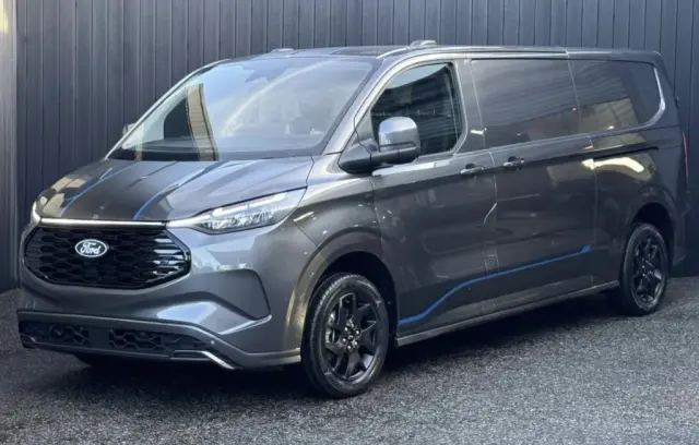 2024 Ford E-Transit Custom