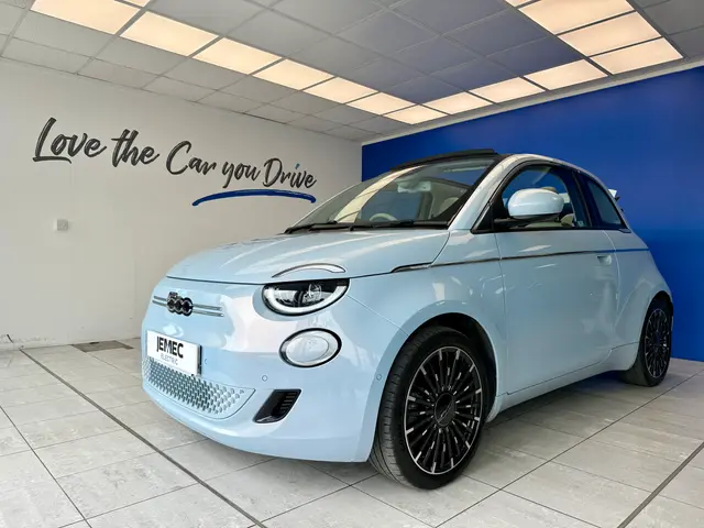 Fiat 500e Cabriolet 87kW La Prima 42kWh