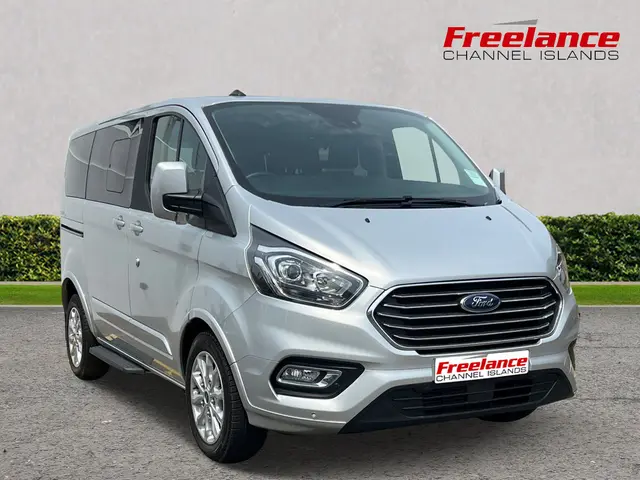 Ford Tourneo Custom SWB Wheel Chair Access Vehicle
