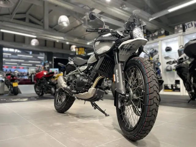 2025 Royal Enfield, Himalayan 450