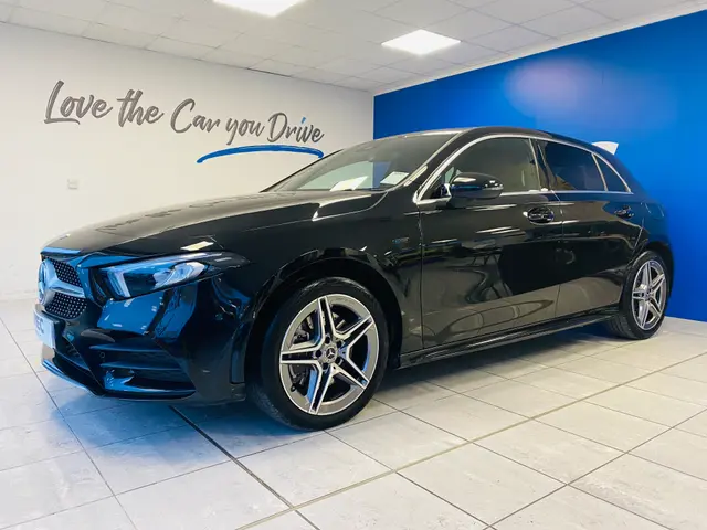 Mercedes-Benz A250e AMG Line Executive Premium Hybrid