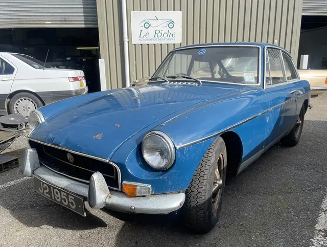 1972 MGB GT "barnfind"