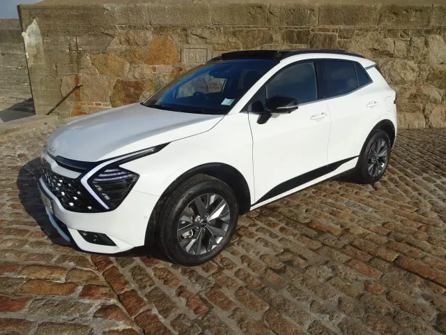 *EX-HIRE* 2025 Kia Sportage GT-Line-S HEV Self-Charging-Hybrid