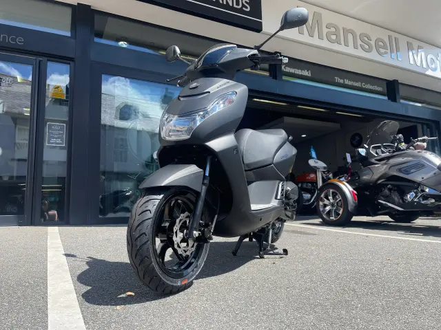 2025 Peugeot Scooters, Kisbee