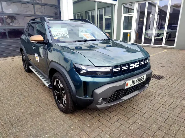 2025 Dacia Duster Extreme Hybrid 155 BHP 4x2 Automatic 5 Door SUV