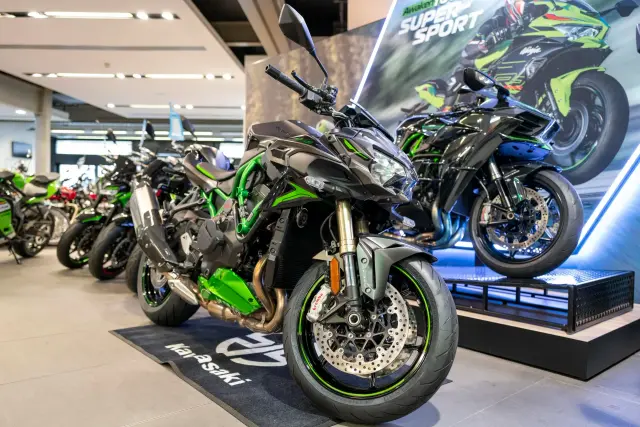 2024 Kawasaki Z H2 SE Performance
