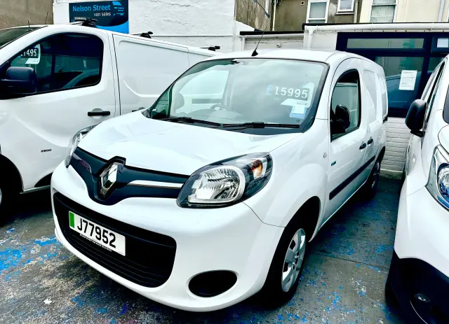 2021 Kangoo Ze Business
