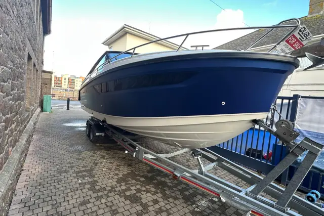 2023 Parker Yachts (uk) 800 Cruiser