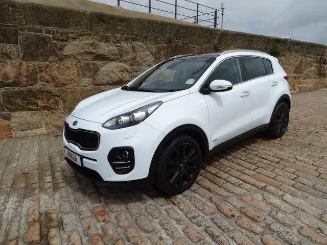 Sold 2016 Kia Sportage KX4 2.0 Diesel Auto