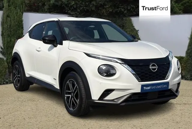 Nissan Juke 1.6 Hybrid N-Connecta 5DR Auto