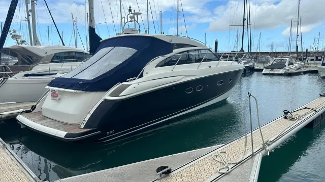 2011 Princess V42