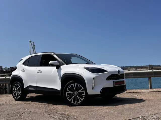 Toyota Yaris Cross Hybrid Exe