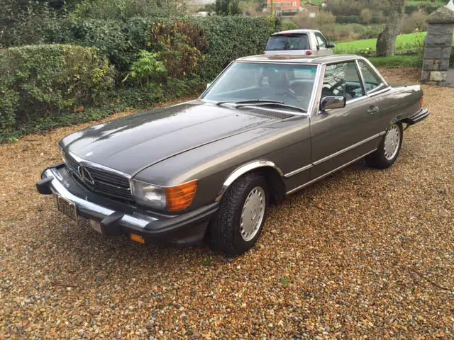 1988 Mercedes-Benz 560SL Roadster - Lhd