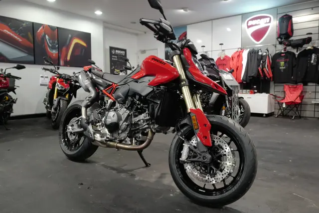 2026 Ducati Hypermotard V2S